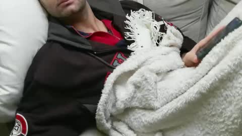 Snapshot of fidelio89 chatting on November 27, 2025, 9:33 am Fid online show from November 27, 2025, 9:33 am