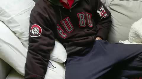 Snapshot of fidelio89 chatting on November 28, 2025, 9:45 am Fid online show from November 28, 2025, 9:45 am