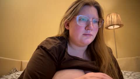 Snapshot of fiechenh chatting on February 27, 2025, 9:14 pm Sophie online show from February 27, 2025, 9:14 pm