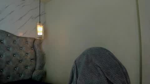   online show from April 15, 2026, 12:01 pm