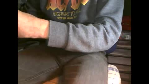 fifi010203 online show from December 9, 2024, 12:51 pm