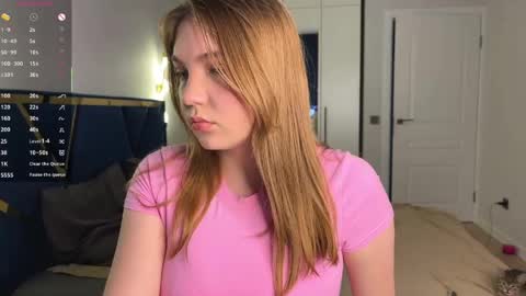 Snapshot of fififlower chatting on May 20, 2026, 4:35 pm Rebecca online show from May 20, 2026, 4:35 pm