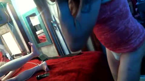 FionaJ online show from April 3, 2026, 9:51 am