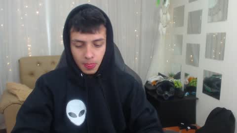 Snapshot of filipdaviex chatting on December 7, 2024, 12:45 pm Filip David online show from December 7, 2024, 12:45 pm