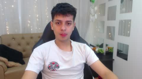 Snapshot of filipdaviex chatting on December 13, 2024, 12:39 pm Filip David online show from December 13, 2024, 12:39 pm