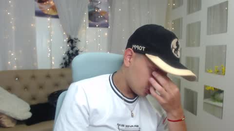 Snapshot of filipdaviex chatting on January 24, 2025, 12:41 pm Filip David online show from January 24, 2025, 12:41 pm