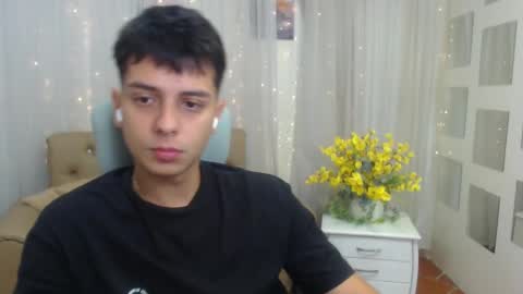 Snapshot of filipdaviex chatting on March 12, 2025, 12:26 pm Filip David online show from March 12, 2025, 12:26 pm