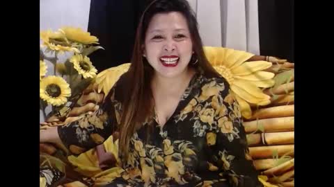 Snapshot of filipinasweetheart chatting on May 18, 2026, 8:14 pm Yhen online show from May 18, 2026, 8:14 pm