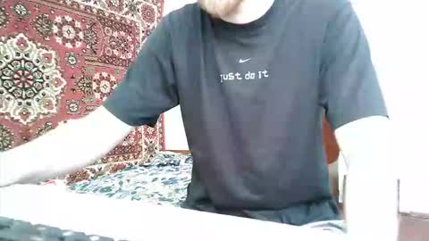 Whitechocolate online show from May 26, 2026, 11:17 am