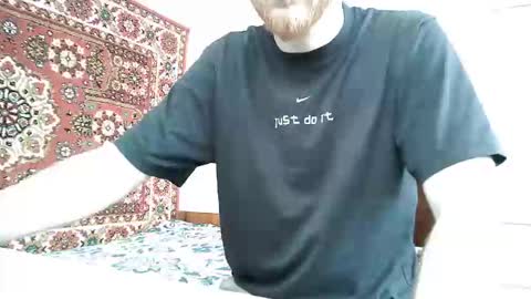 Whitechocolate online show from May 28, 2026, 8:00 am