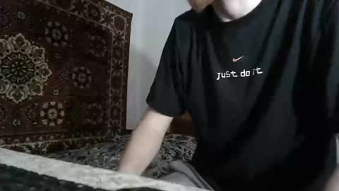 Whitechocolate online show from May 28, 2026, 8:06 pm