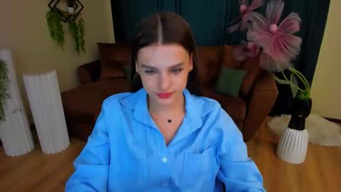 Amanda online show from December 1, 2025, 10:09 am