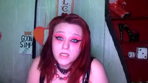 Snapshot of findommefoxi chatting on February 3, 2025, 7:18 am findommefoxi online show from February 3, 2025, 7:18 am
