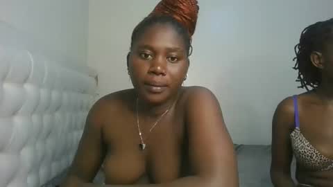 melanie online show from October 19, 2025, 9:37 pm