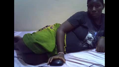 Snapshot of fine_nes chatting on April 28, 2026, 4:56 pm fine_nes online show from April 28, 2026, 4:56 pm