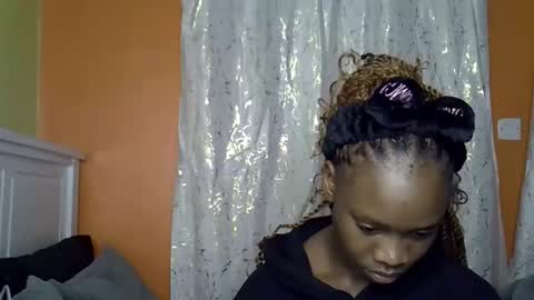 Snapshot of fine_queen12 chatting on September 9, 2025, 8:36 am fine_queen12 online show from September 9, 2025, 8:36 am