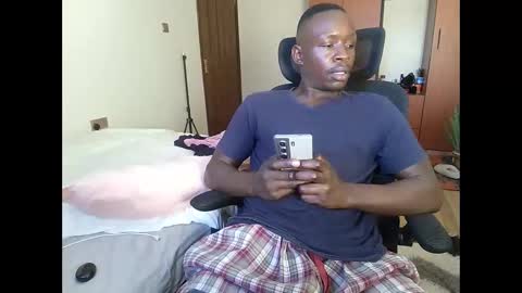 HOT AND SWEET online show from May 8, 2026, 2:11 pm