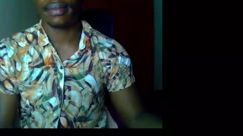 HOT AND SWEET online show from May 14, 2026, 11:44 pm