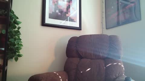 Snapshot of finnabun33 chatting on October 23, 2025, 4:28 pm Jake I am Bicurious online show from October 23, 2025, 4:28 pm