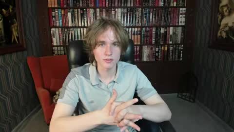 Snapshot of finnbev chatting on May 15, 2026, 8:49 pm finnbev online show from May 15, 2026, 8:49 pm