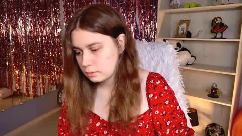fiora online show from May 8, 2026, 5:35 am