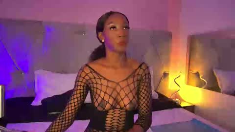 Fiorela Lenin  online show from September 19, 2025, 4:18 pm