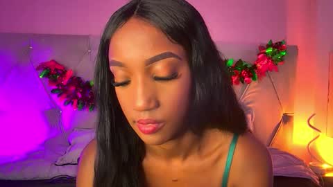 Fiorela Lenin  online show from December 22, 2025, 7:00 pm