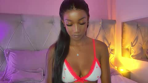 Fiorela Lenin  online show from January 5, 2026, 6:11 pm