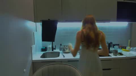 Snapshot of fire_luna chatting on April 15, 2026, 10:10 pm fire_luna online show from April 15, 2026, 10:10 pm