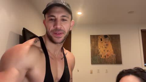 Snapshot of fireanddesire27 chatting on February 1, 2025, 11:37 pm FireAndDesire27 online show from February 1, 2025, 11:37 pm