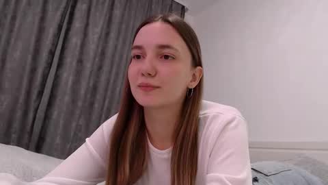 Snapshot of fireflies_fly_ chatting on November 23, 2025, 5:24 pm fireflies_fly_ online show from November 23, 2025, 5:24 pm