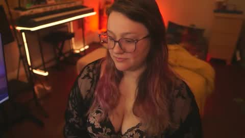 Snapshot of fireproofcuriousity chatting on February 7, 2026, 4:27 am Lio Roxy online show from February 7, 2026, 4:27 am