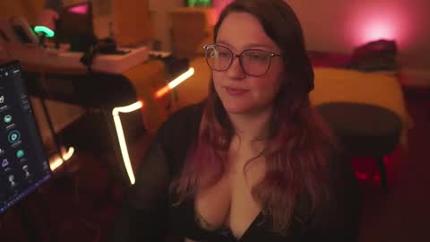 Snapshot of fireproofcuriousity chatting on February 13, 2026, 5:14 am Lio Roxy online show from February 13, 2026, 5:14 am