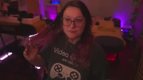 Snapshot of fireproofcuriousity chatting on February 16, 2026, 5:36 am Lio Roxy online show from February 16, 2026, 5:36 am