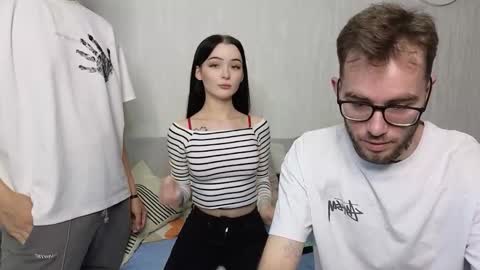 Snapshot of first_day_ chatting on September 16, 2025, 9:43 am ALICESTEVEVECTOR pvt open online show from September 16, 2025, 9:43 am