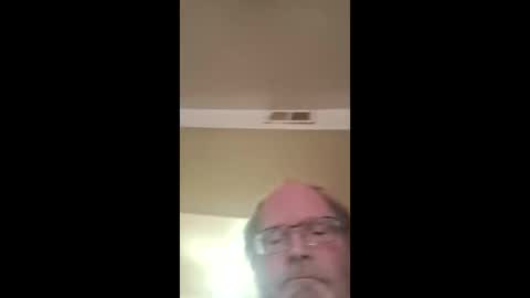 Hercomeonmyface online show from December 16, 2025, 10:15 pm