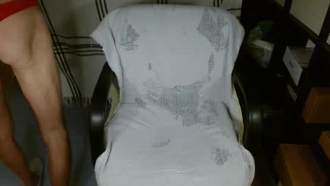 Snapshot of fithotguy90 chatting on January 18, 2026, 6:12 pm Luis online show from January 18, 2026, 6:12 pm