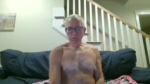 Snapshot of fitman999 chatting on December 14, 2025, 9:52 pm Jon online show from December 14, 2025, 9:52 pm