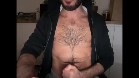 Snapshot of fla85 chatting on December 29, 2024, 10:36 pm Fla is short for Flavio online show from December 29, 2024, 10:36 pm