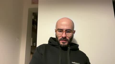 Snapshot of fla85 chatting on January 14, 2025, 7:00 pm Fla is short for Flavio online show from January 14, 2025, 7:00 pm