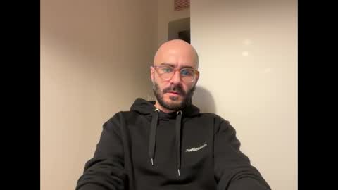 Snapshot of fla85 chatting on January 21, 2025, 12:36 am Fla is short for Flavio online show from January 21, 2025, 12:36 am