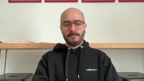 Snapshot of fla85 chatting on February 18, 2025, 12:17 pm Fla is short for Flavio online show from February 18, 2025, 12:17 pm