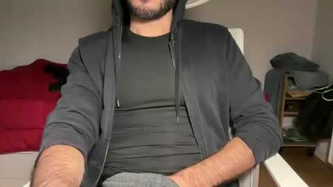 Snapshot of fla85 chatting on October 20, 2025, 6:41 pm Fla is short for Flavio online show from October 20, 2025, 6:41 pm