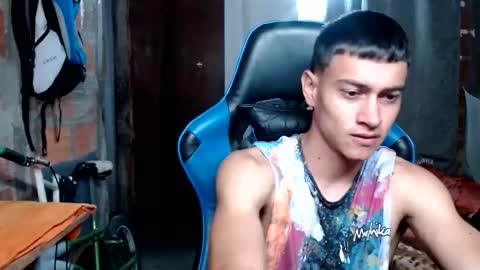  FLACO  online show from November 19, 2025, 2:22 am