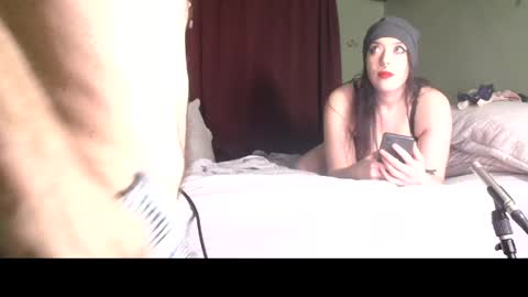 Snapshot of flanneldong chatting on November 8, 2025, 8:25 am Flannel Dong online show from November 8, 2025, 8:25 am