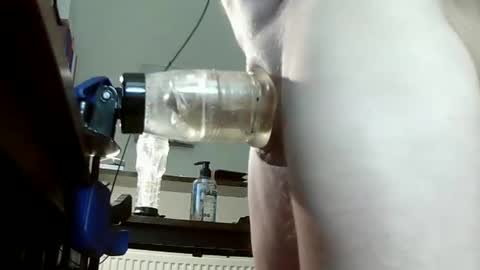 UK Fleshlight Fucker online show from December 9, 2024, 8:23 pm