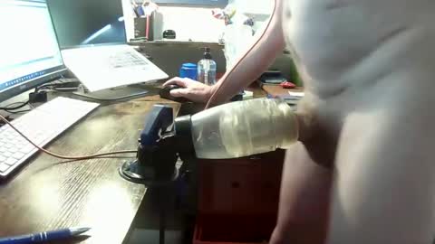 UK Fleshlight Fucker online show from November 2, 2025, 2:41 pm