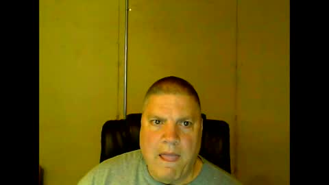Snapshot of fletch32 chatting on February 2, 2025, 3:54 am jd online show from February 2, 2025, 3:54 am
