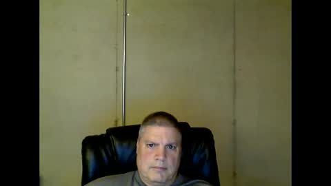 Snapshot of fletch32 chatting on February 10, 2025, 2:30 am jd online show from February 10, 2025, 2:30 am