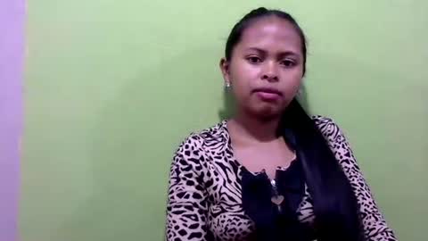Snapshot of fleurtess_xx chatting on March 17, 2026, 3:44 am Claire online show from March 17, 2026, 3:44 am